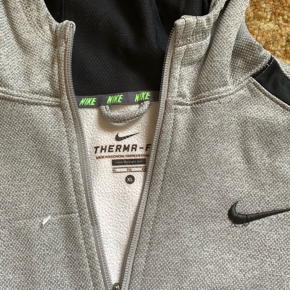 Nike Boys XL jacket